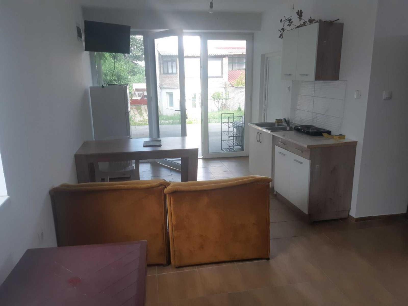 Apartman Novi Sad - Apartment Novi Sad Kamanc Kültér fotó